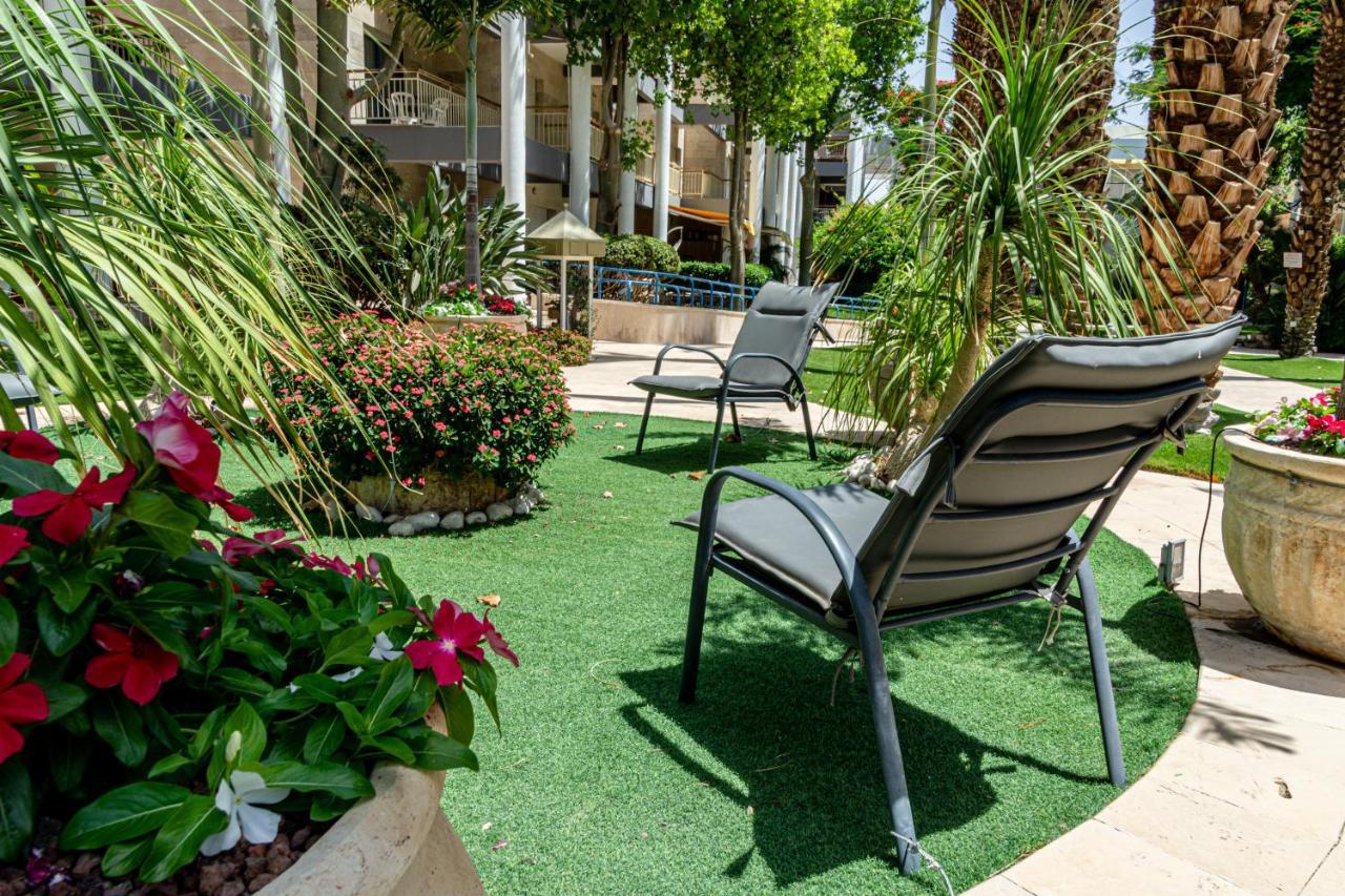 Apartamento דירת גן פונה לבריכה - Pool Garden View Eilat Exterior foto